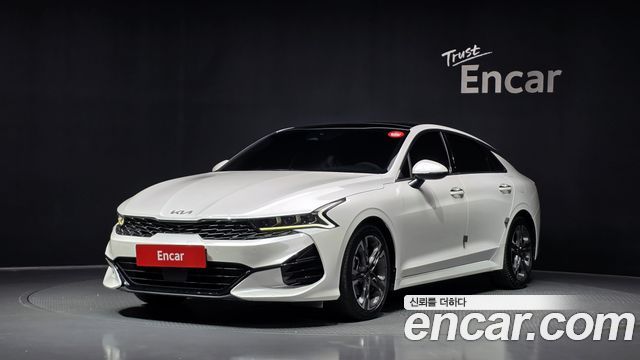 Kia K5 2022 — photo 1