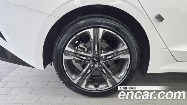 Kia K5 2022 — photo 5
