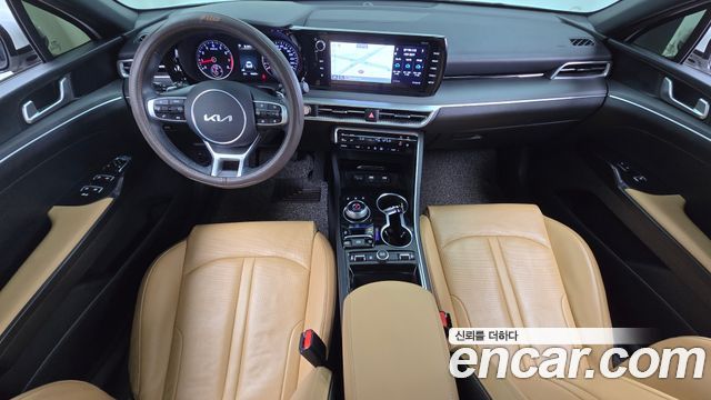 Kia K5 2022 — photo 10