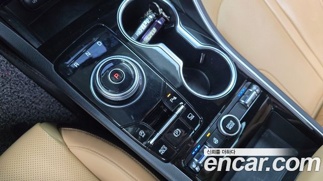 Kia K5 2022 — photo 12