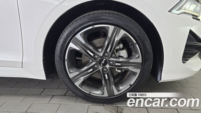 Kia K5 2022 — photo 7