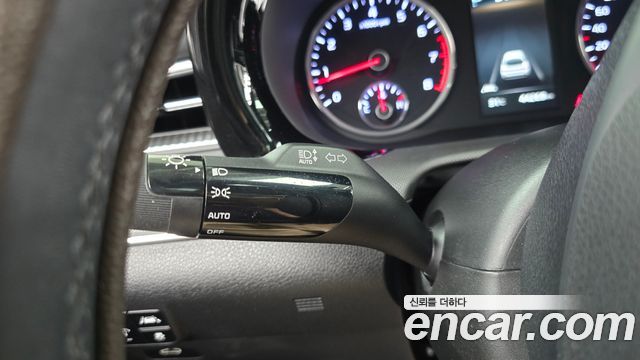 Kia K5 2022 — photo 29