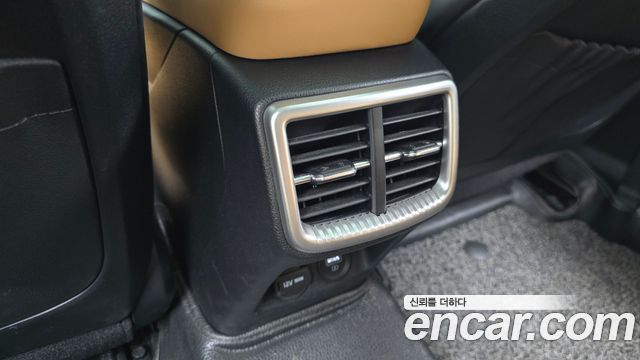 Kia K5 2022 — photo 32