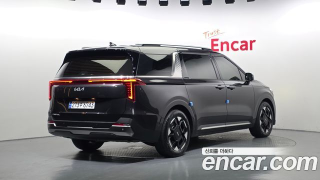 Kia Canival 2025 — photo 4