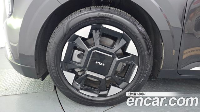 Kia Canival 2025 — photo 8