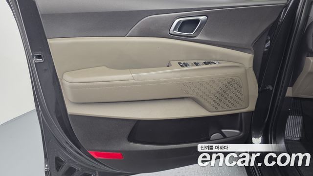 Kia Canival 2025 — photo 14