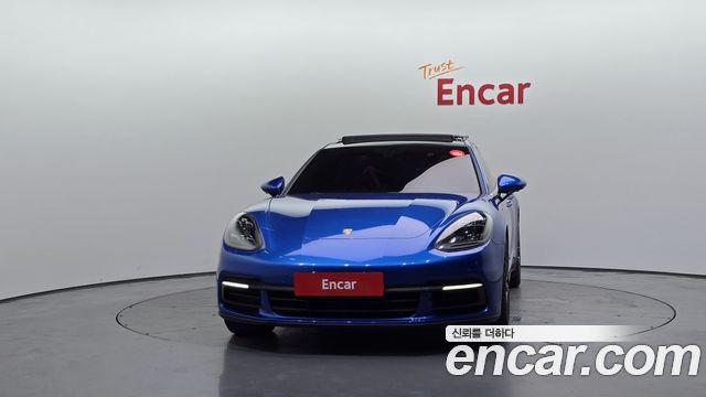 Porsche Panamera 2018 — photo 3