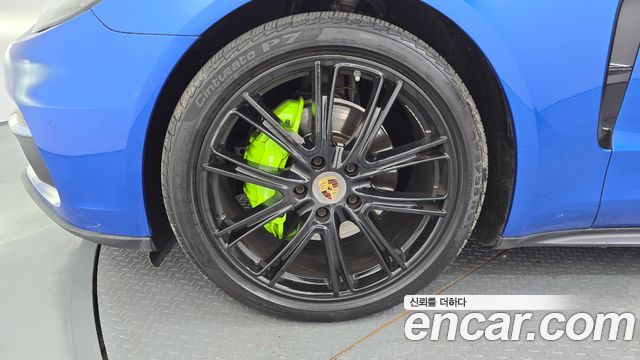 Porsche Panamera 2018 — photo 5