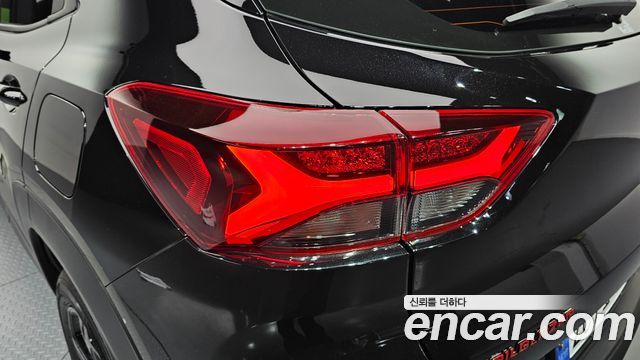 ChevroletGMDaewoo Trailblazer 2023 — photo 9