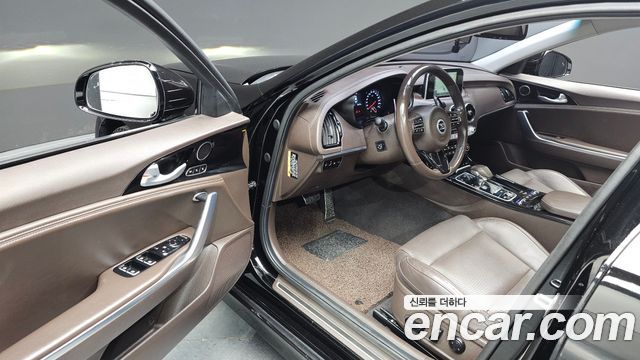 Kia Stinger 2018 — photo 18
