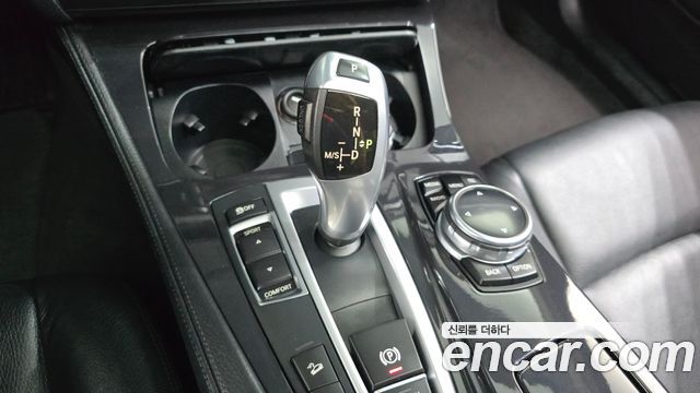 BMW 5-Series 2014 — photo 9