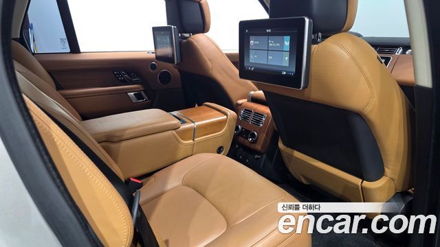 Land Rover Range Rover 2018 — photo 17