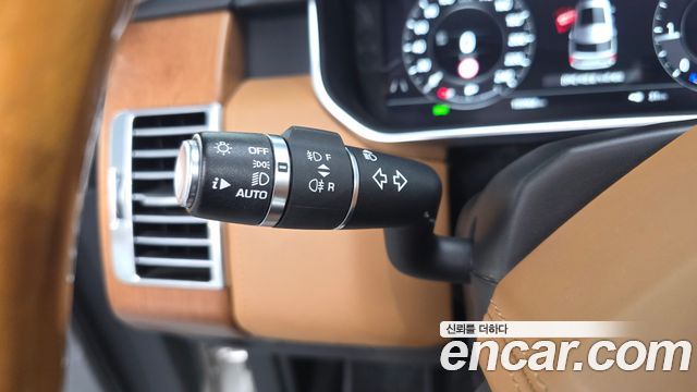 Land Rover Range Rover 2018 — photo 26