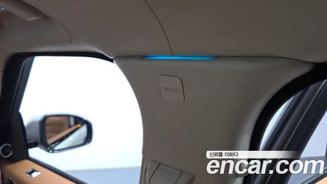 Land Rover Range Rover 2018 — photo 30