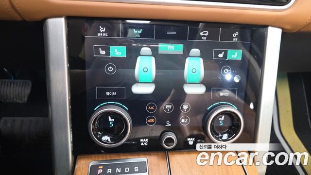 Land Rover Range Rover 2018 — photo 33