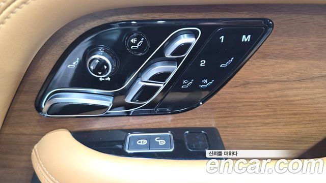 Land Rover Range Rover 2018 — photo 34