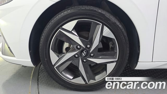 Hyundai AVANTE 2021 — photo 5