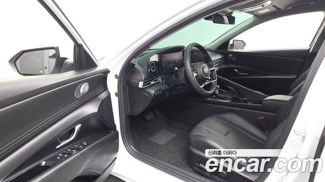 Hyundai AVANTE 2021 — photo 13