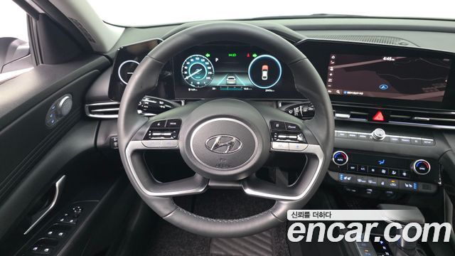 Hyundai AVANTE 2021 — photo 21