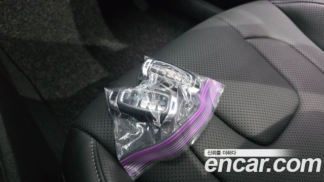 Hyundai AVANTE 2021 — photo 25