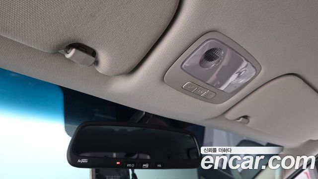 Hyundai Starex 2019 — photo 23