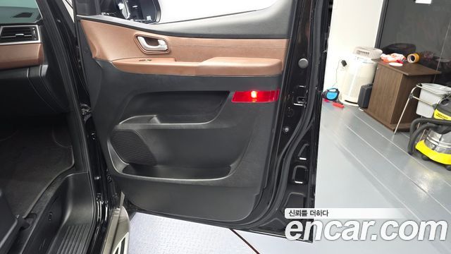 Hyundai Starex 2019 — photo 15