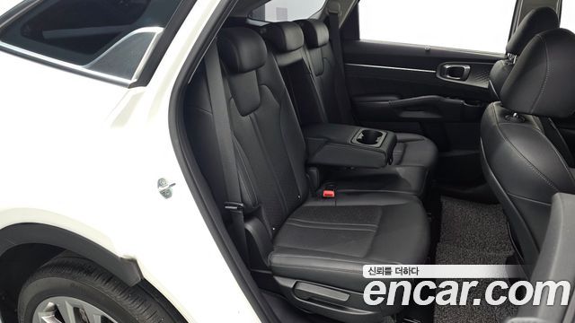 Kia Sorento 2021 — photo 18