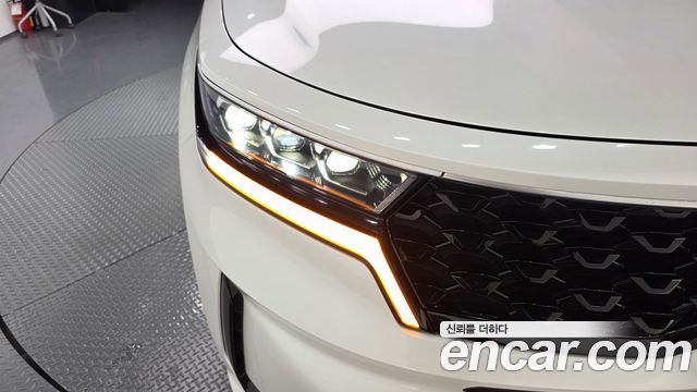 Kia Sorento 2021 — photo 8