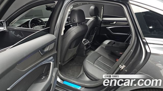 Audi A6 2020 — photo 18