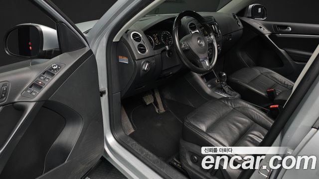 Volkswagen Tiguan 2014 — photo 10