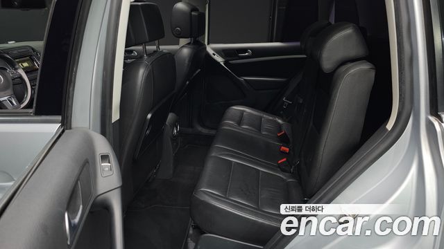Volkswagen Tiguan 2014 — photo 12