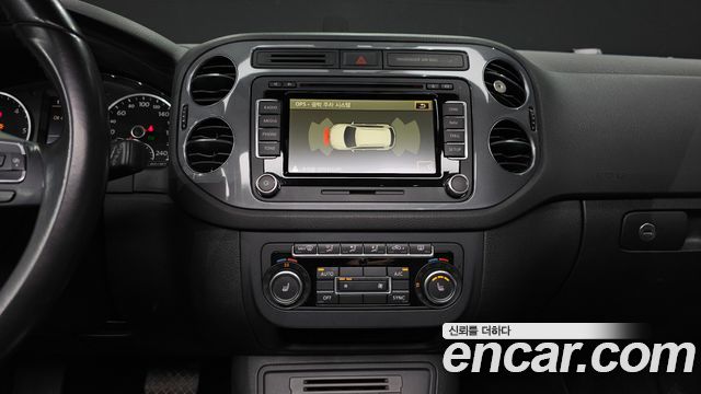Volkswagen Tiguan 2014 — photo 14