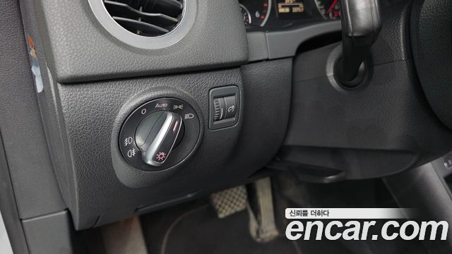 Volkswagen Tiguan 2014 — photo 18