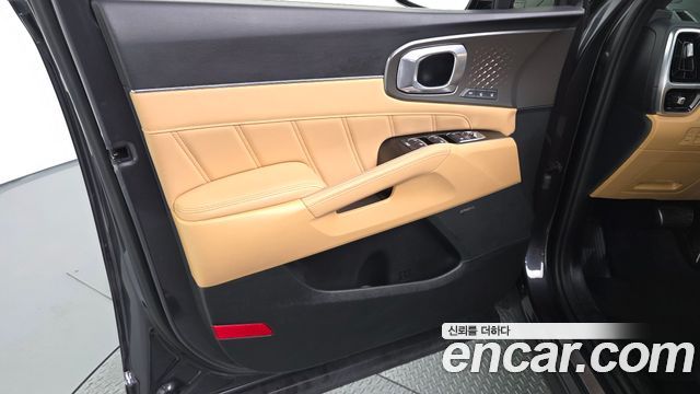 Kia Sorento 2022 — photo 14