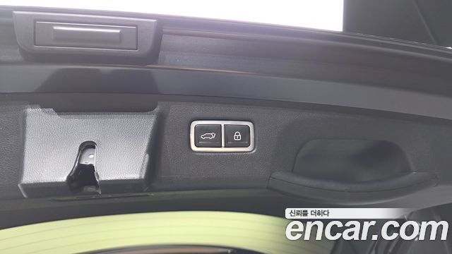 Kia Sorento 2022 — photo 36