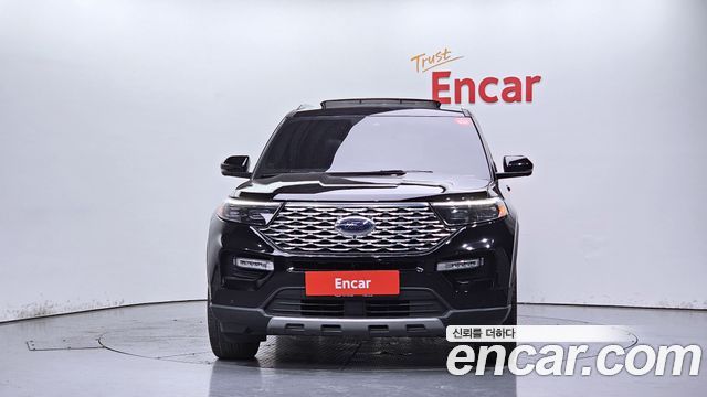 Ford Explorer 2022 — photo 3