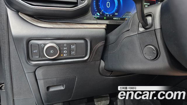 Ford Explorer 2022 — photo 22