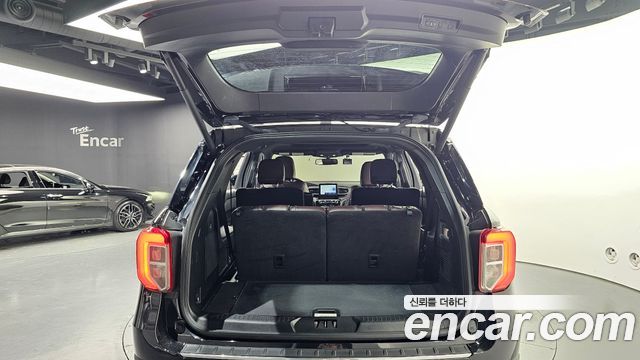 Ford Explorer 2022 — photo 26