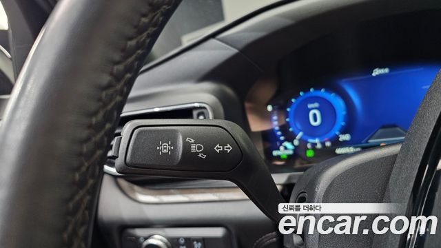 Ford Explorer 2022 — photo 31