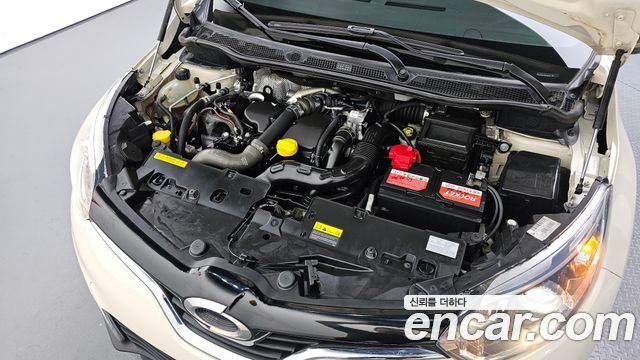 Renault Korea QM3 2015 — photo 6