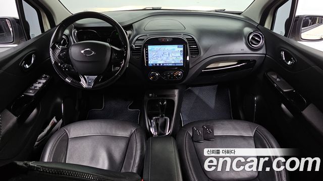 Renault Korea QM3 2015 — photo 10
