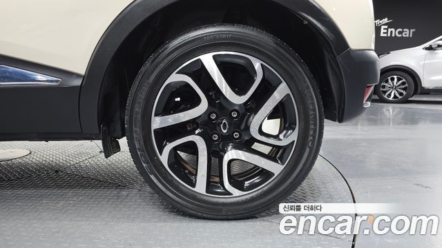 Renault Korea QM3 2015 — photo 7