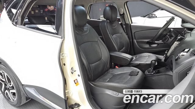 Renault Korea QM3 2015 — photo 16