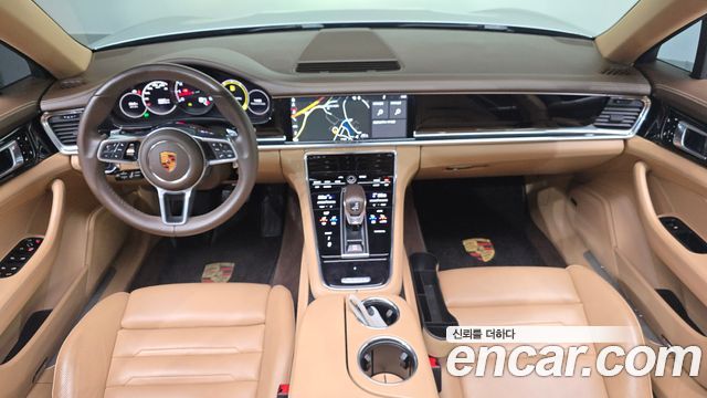 Porsche Panamera 2018 — photo 10