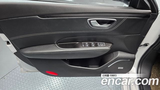 Renault Korea SM6 2021 — photo 23