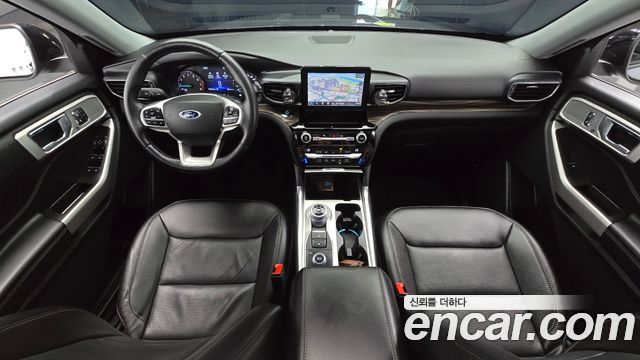 Ford Explorer 2021 — photo 7