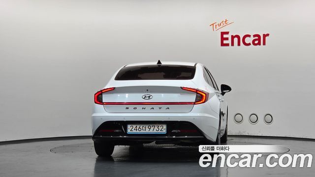 Hyundai Sonata 2022 — photo 4