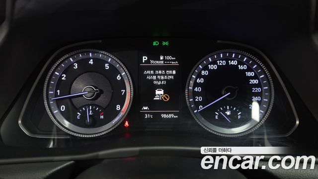Hyundai Sonata 2022 — photo 11