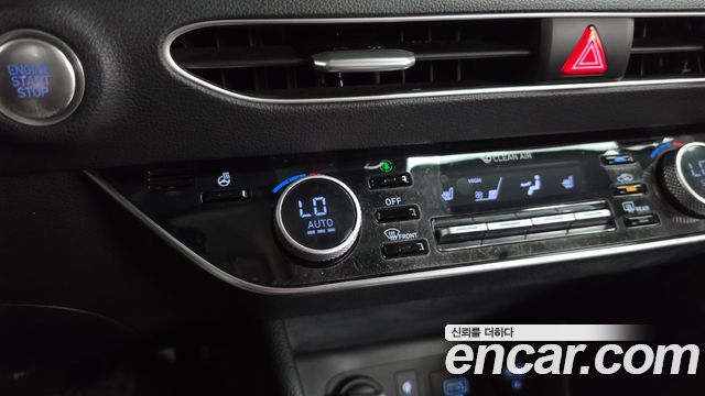 Hyundai Sonata 2022 — photo 26