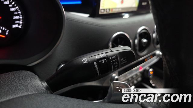 Kia Stinger 2023 — photo 18